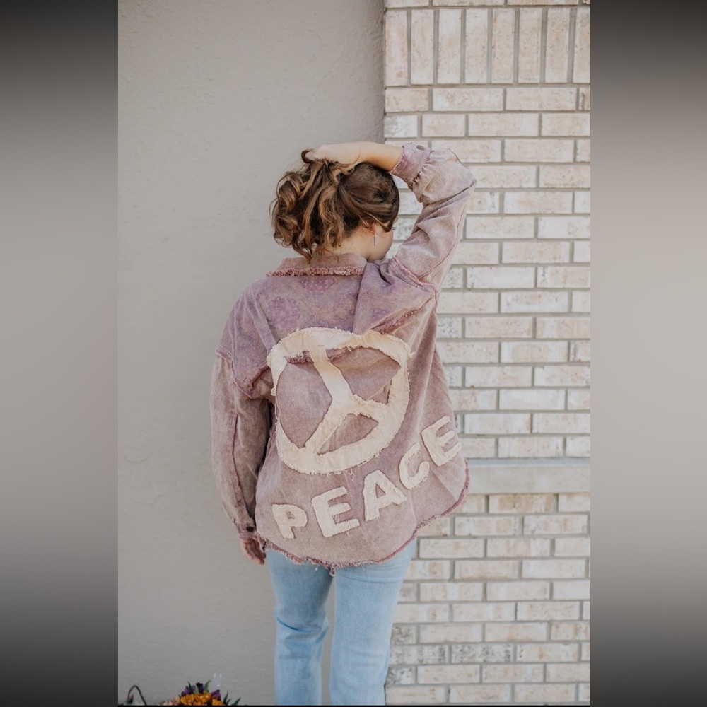 Oli and Hali Peace Out Mineral Washed Button Up  Shacket in Plum size large - Picture 2 of 4